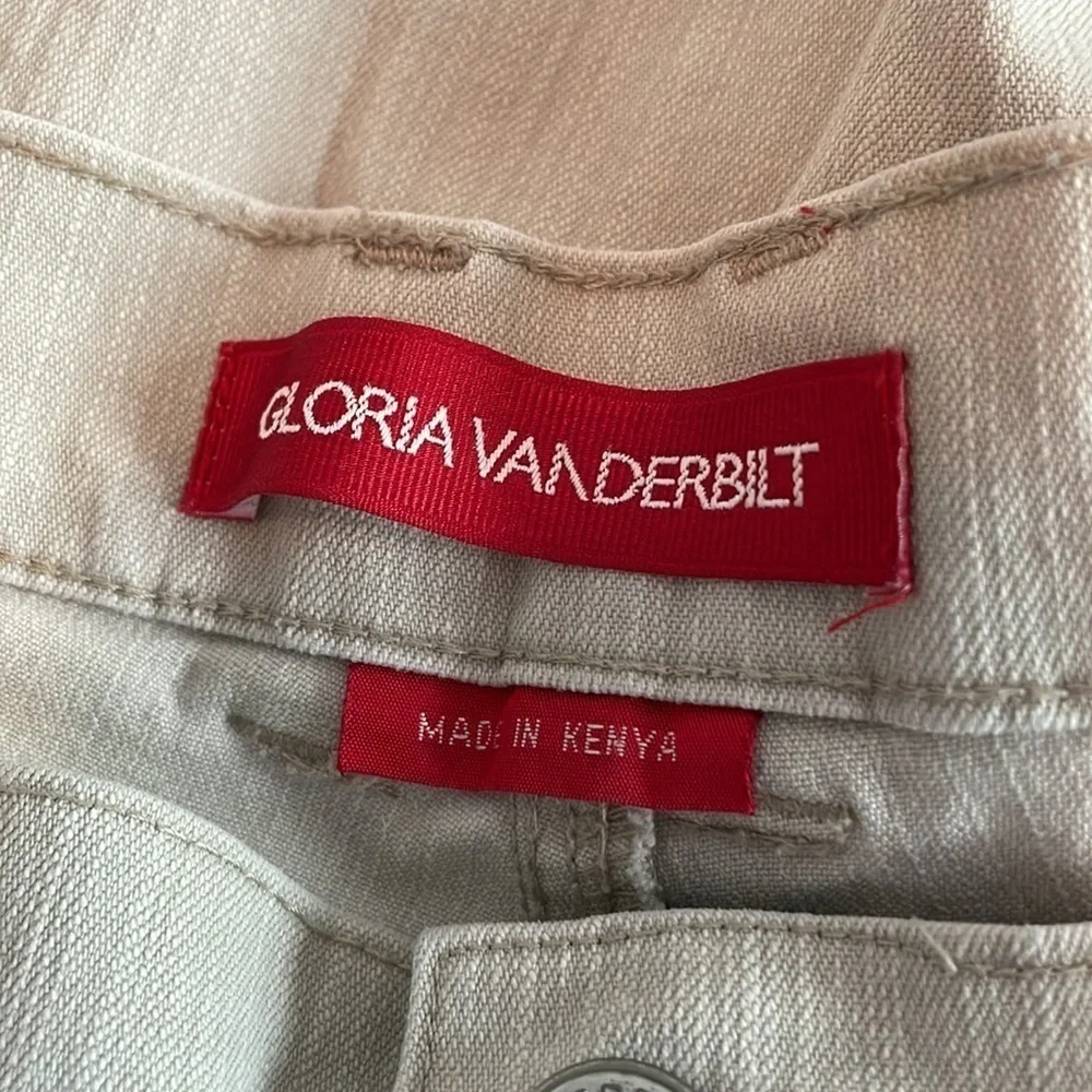 Gloria Vanderbilt Women’s Size 14 Cream Capri Jean Pants